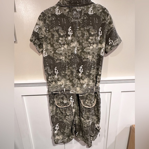 Da-Nang Camouflage Short Sleeve Jumpsuit - Picture 7 of 8